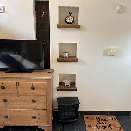 Beautiful 1-Bed House In Gloucestershire Westbury on Severn Eksteriør billede