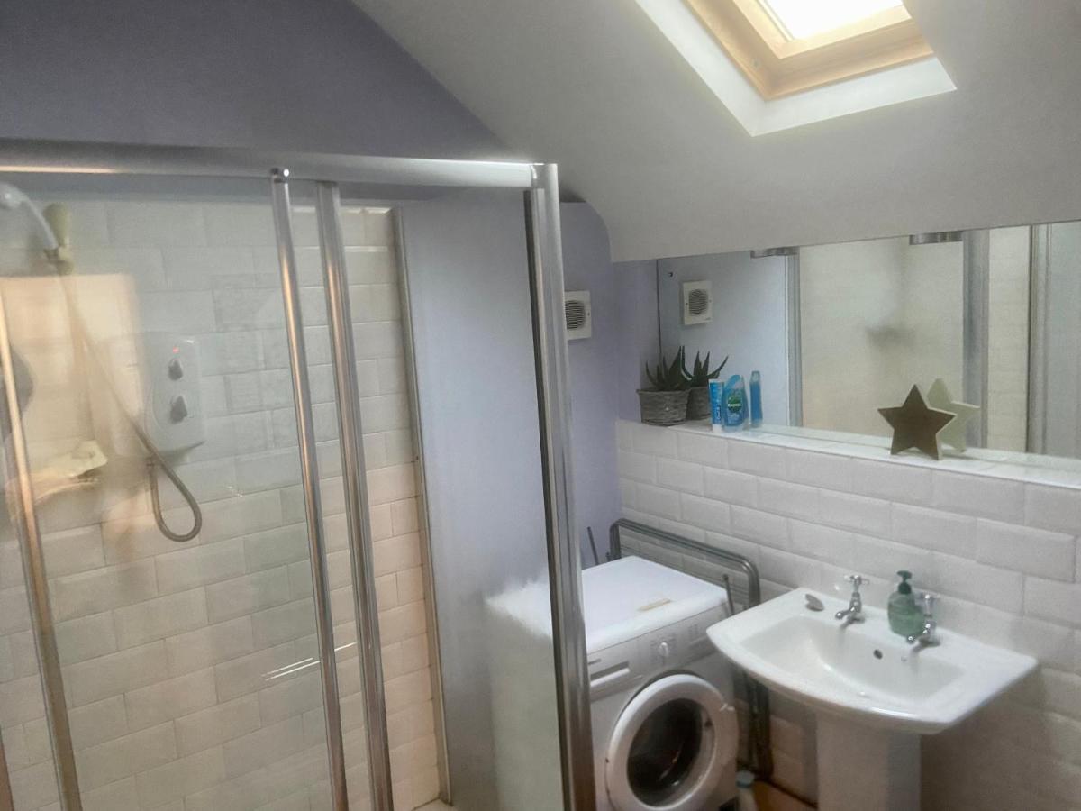 Beautiful 1-Bed House In Gloucestershire Westbury on Severn Eksteriør billede